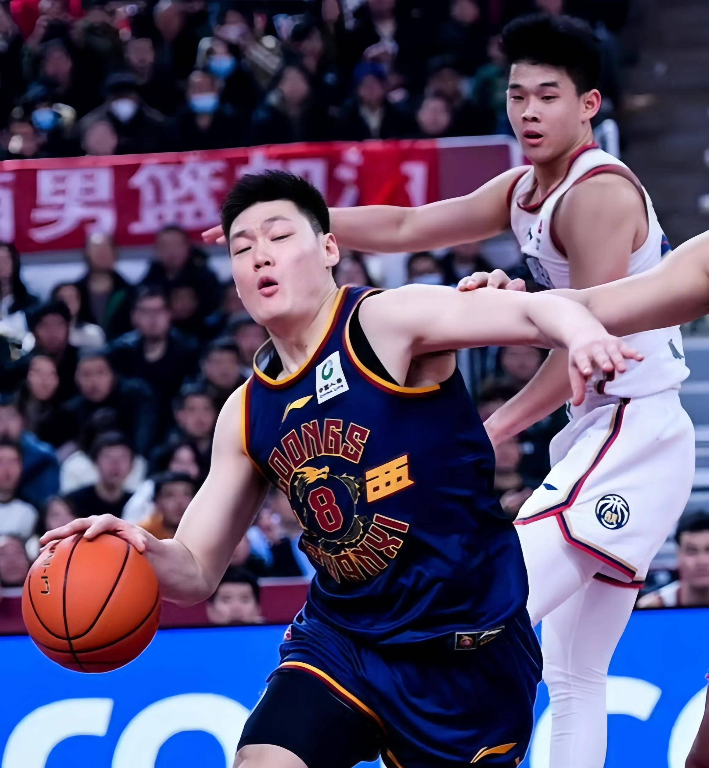 雷速体育-广厦男篮关键战豪取连胜；志在荷甲名次提升；质疑声四起；轮换策略被讨论的简单介绍