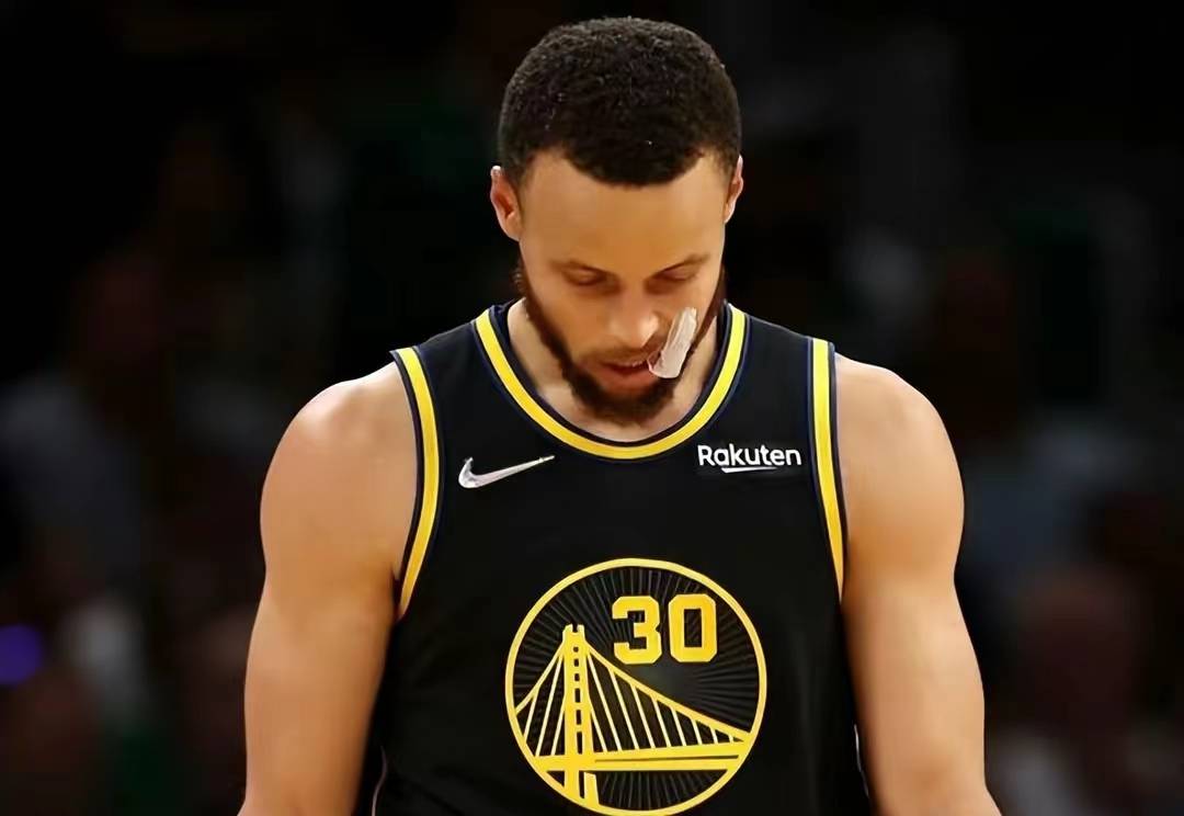 包含德布劳内关键节点高光表现,勇士带队取胜!的词条 包含德布劳内关键节点高光表现,勇士带队取胜!的词条